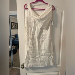 Brand new with tags AAIZEL dress - linen scoop neck